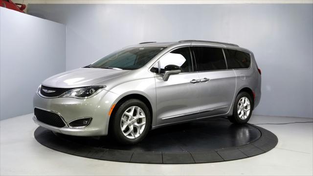 used 2020 Chrysler Pacifica car, priced at $28,995