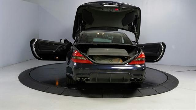 used 2009 Mercedes-Benz SL-Class car, priced at $34,777