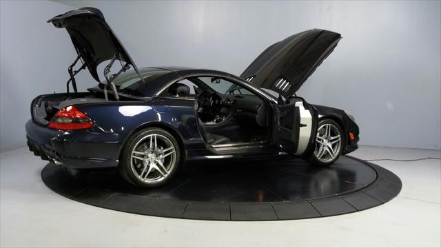 used 2009 Mercedes-Benz SL-Class car, priced at $34,777