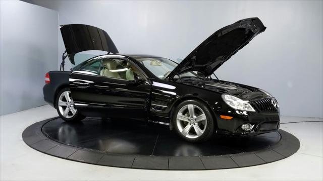 used 2009 Mercedes-Benz SL-Class car, priced at $25,999