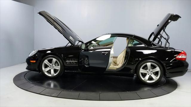 used 2009 Mercedes-Benz SL-Class car, priced at $25,999