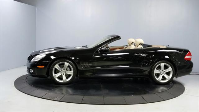 used 2009 Mercedes-Benz SL-Class car, priced at $25,999