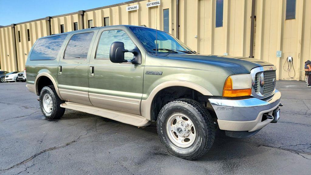 used 2000 Ford Excursion car, priced at $7,995