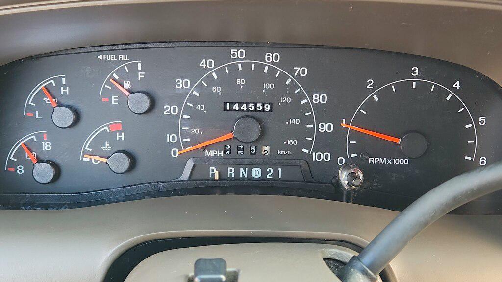 used 2000 Ford Excursion car, priced at $7,995