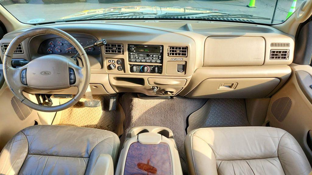 used 2000 Ford Excursion car, priced at $7,995