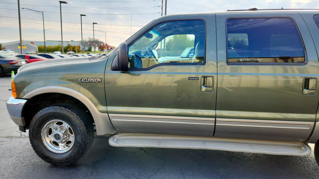 used 2000 Ford Excursion car, priced at $7,995