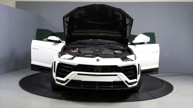 used 2019 Lamborghini Urus car, priced at $199,999