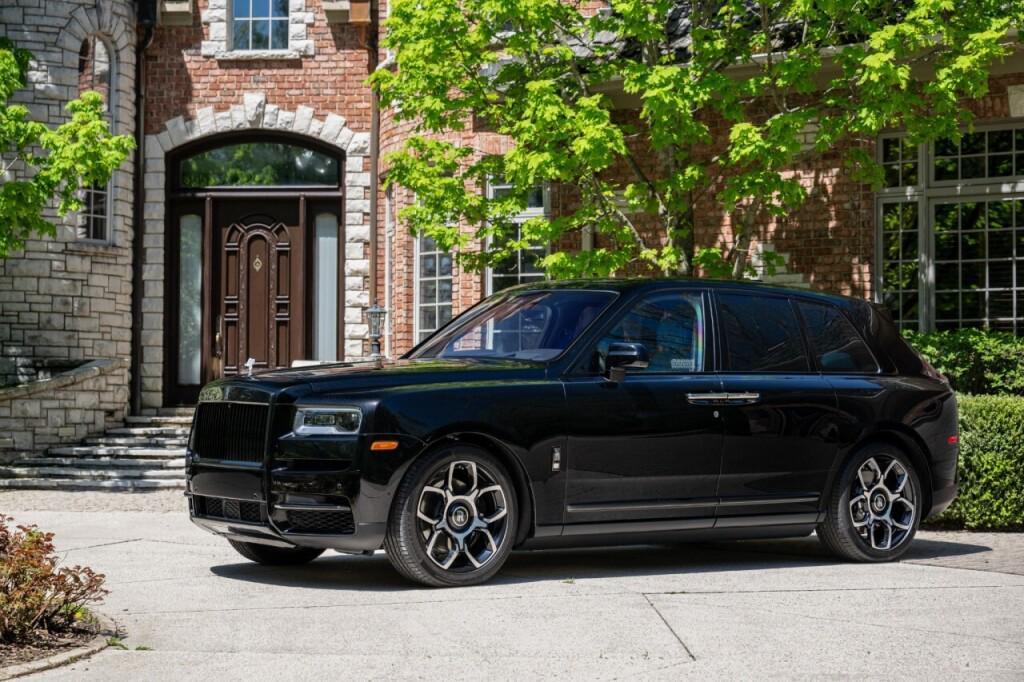 used 2024 Rolls-Royce Cullinan car, priced at $419,999