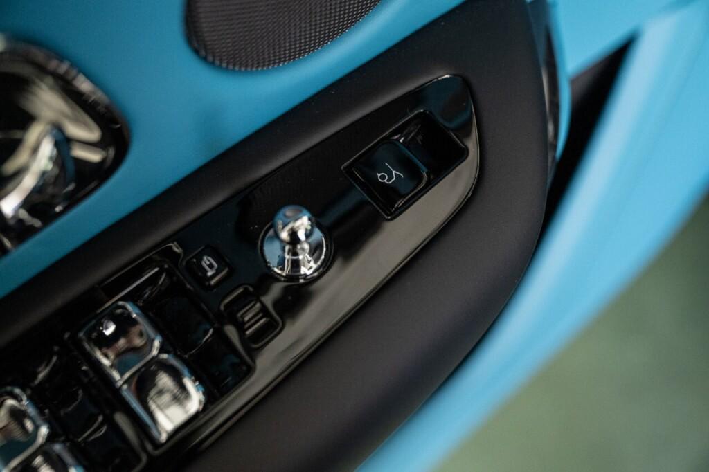 used 2024 Rolls-Royce Cullinan car, priced at $419,999