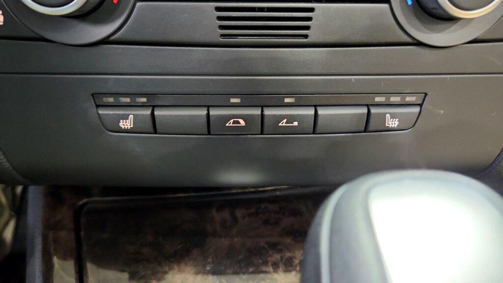 used 2009 BMW 135 car, priced at $19,995