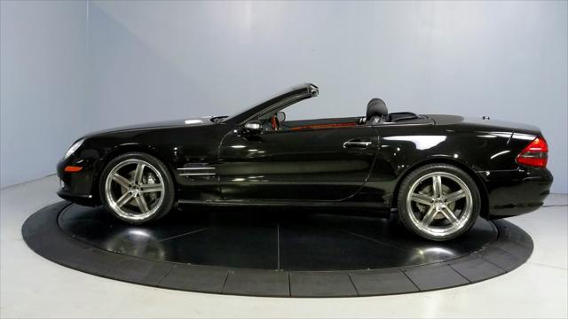 used 2007 Mercedes-Benz SL-Class car, priced at $19,999