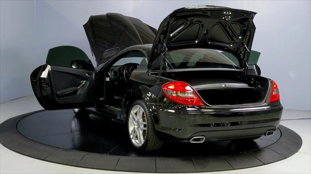 used 2009 Mercedes-Benz SLK-Class car