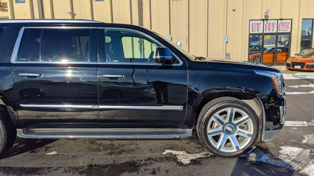 used 2017 Cadillac Escalade ESV car, priced at $34,777