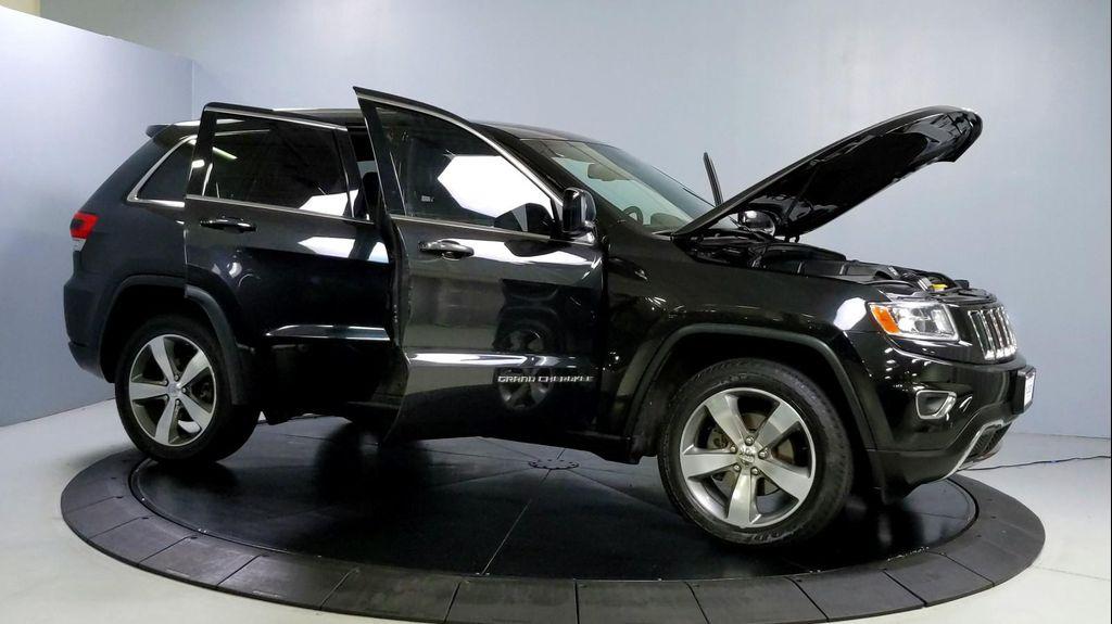 used 2014 Jeep Grand Cherokee car, priced at $12,995