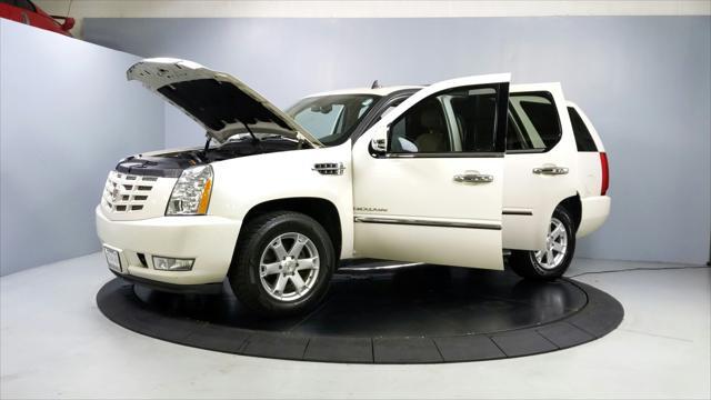 used 2012 Cadillac Escalade car, priced at $19,999