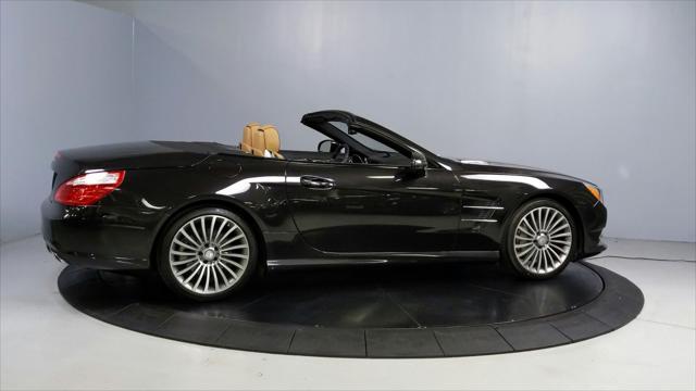 used 2016 Mercedes-Benz SL-Class car, priced at $35,777