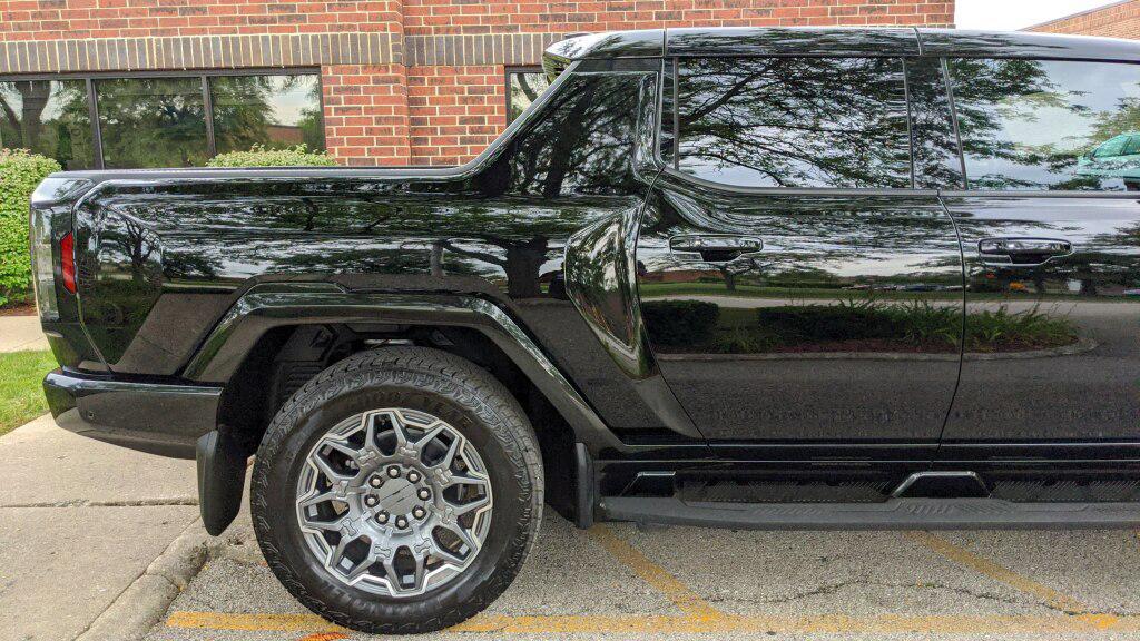 used 2025 GMC HUMMER EV Pickup car