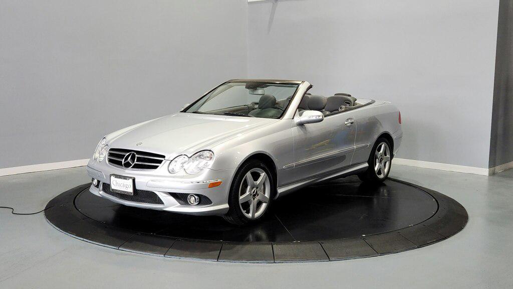 used 2007 Mercedes-Benz CLK-Class car, priced at $14,777