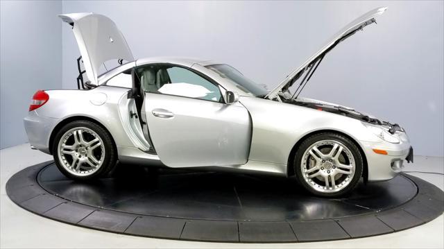 used 2007 Mercedes-Benz SLK-Class car, priced at $15,995