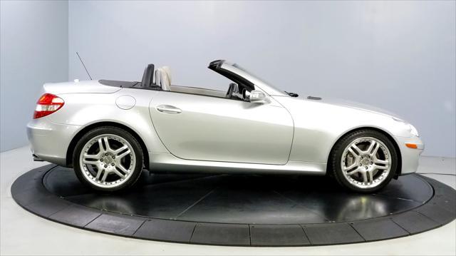 used 2007 Mercedes-Benz SLK-Class car, priced at $15,995