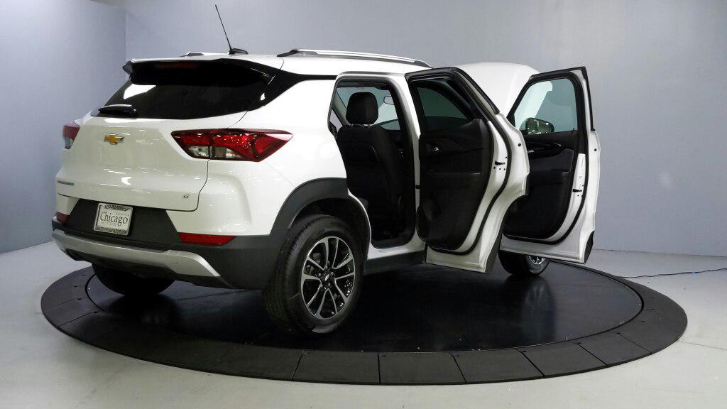 used 2025 Chevrolet TrailBlazer car, priced at $21,995