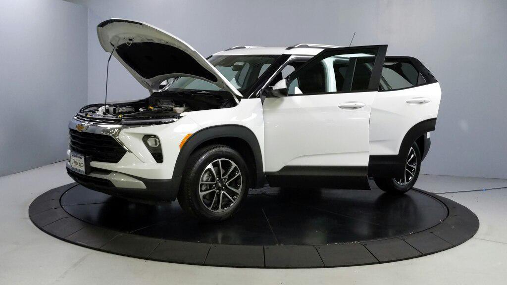 used 2025 Chevrolet TrailBlazer car, priced at $21,995