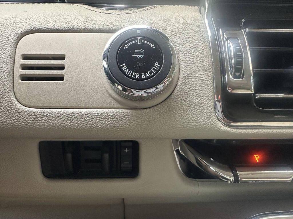 used 2020 Lincoln Navigator car, priced at $30,995