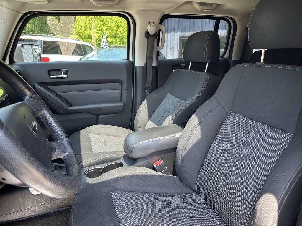 used 2009 Hummer H3 car, priced at $10,995