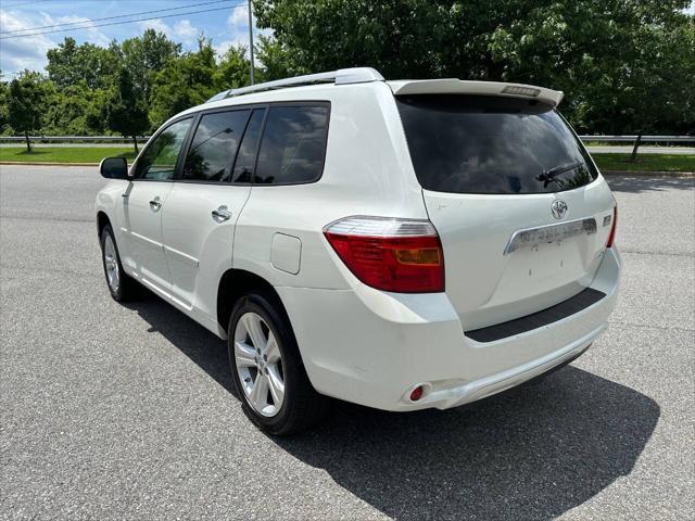 used 2010 Toyota Highlander car, priced at $6,495
