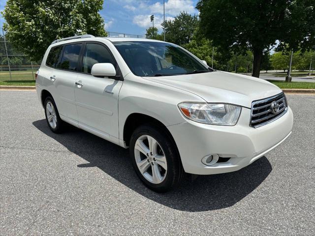used 2010 Toyota Highlander car, priced at $6,495