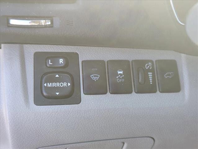 used 2013 Toyota Highlander car, priced at $12,498