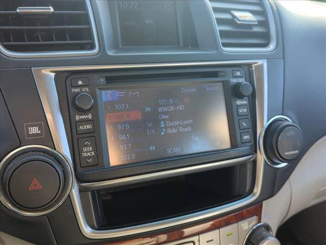 used 2013 Toyota Highlander car, priced at $12,498