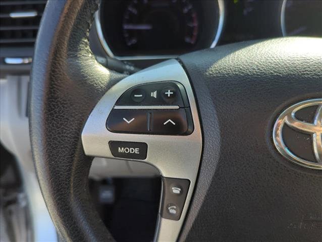 used 2013 Toyota Highlander car, priced at $12,498