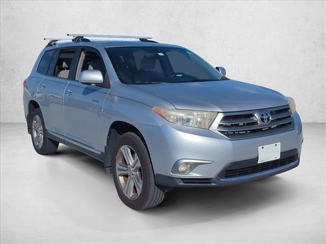 used 2013 Toyota Highlander car, priced at $12,498