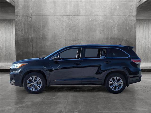 used 2015 Toyota Highlander car, priced at $15,696