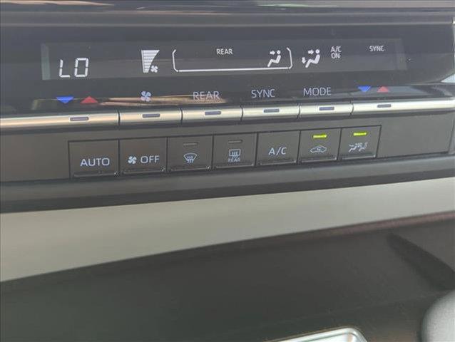 used 2021 Toyota Sienna car, priced at $27,601