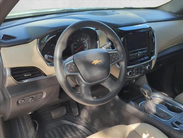 used 2022 Chevrolet Traverse car, priced at $7,898