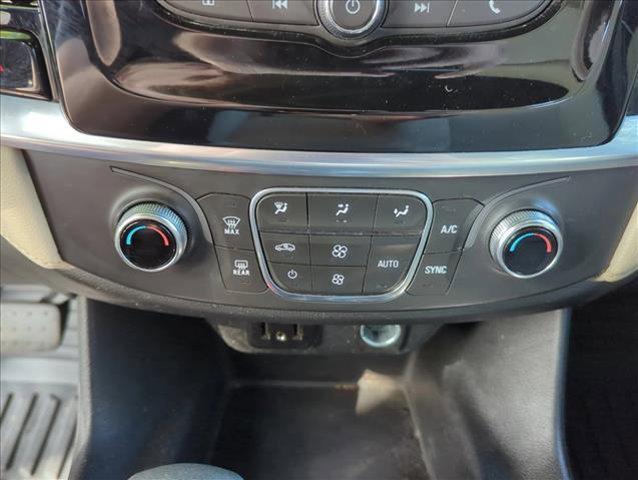 used 2022 Chevrolet Traverse car, priced at $7,898