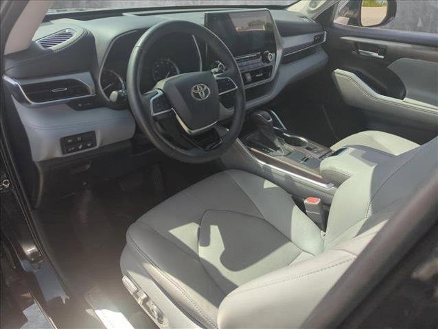 used 2021 Toyota Highlander car, priced at $35,955