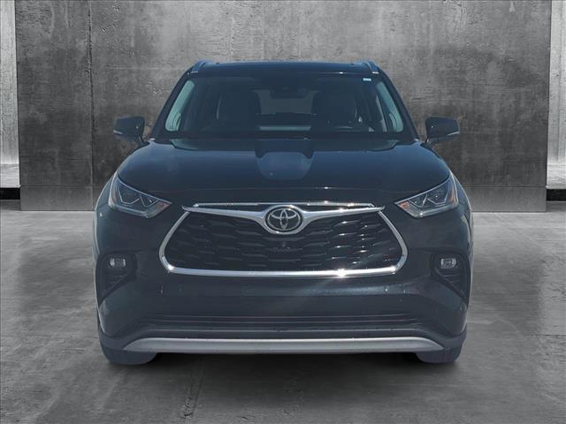 used 2021 Toyota Highlander car, priced at $35,955