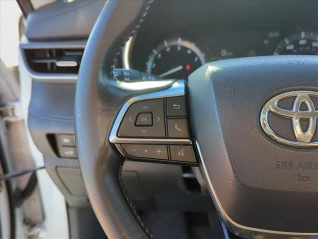 used 2020 Toyota Highlander car, priced at $25,998