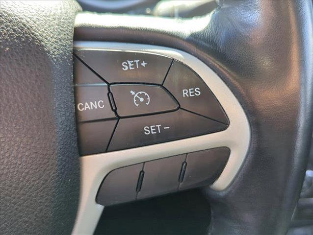 used 2015 Jeep Cherokee car, priced at $10,987