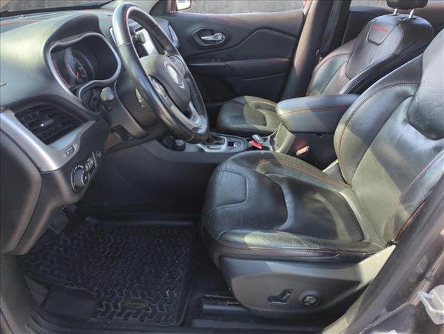used 2015 Jeep Cherokee car, priced at $10,987