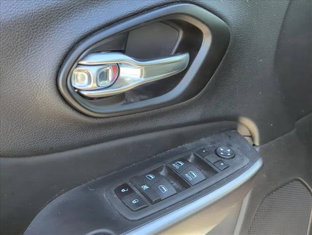 used 2022 Jeep Cherokee car, priced at $21,898