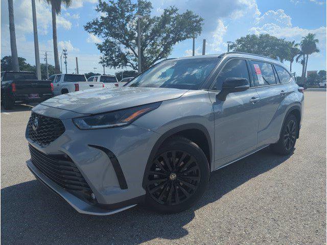 new 2025 Toyota Highlander car, priced at $51,452