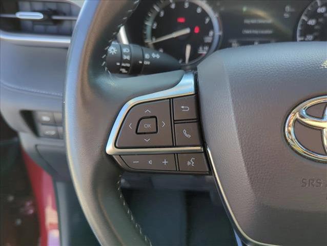 used 2021 Toyota Highlander car, priced at $32,295