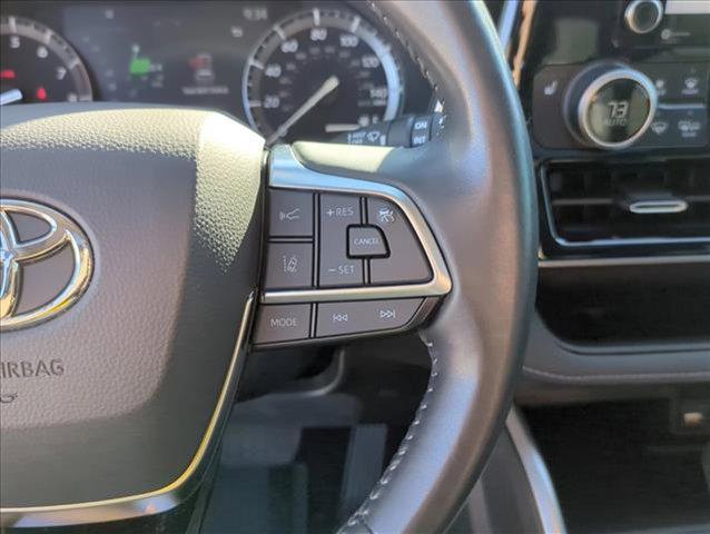 used 2021 Toyota Highlander car, priced at $32,295
