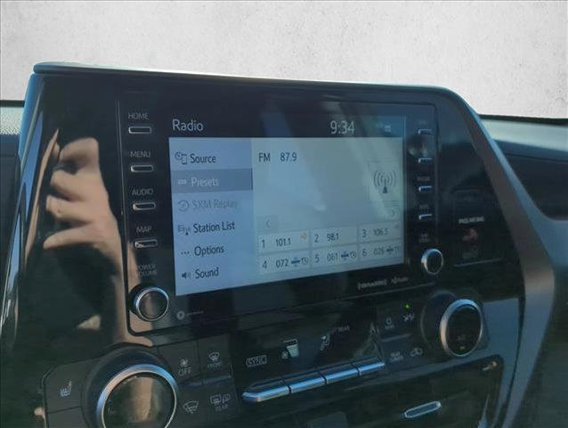 used 2021 Toyota Highlander car, priced at $32,295