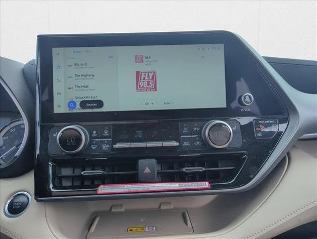 used 2024 Toyota Highlander car, priced at $38,998