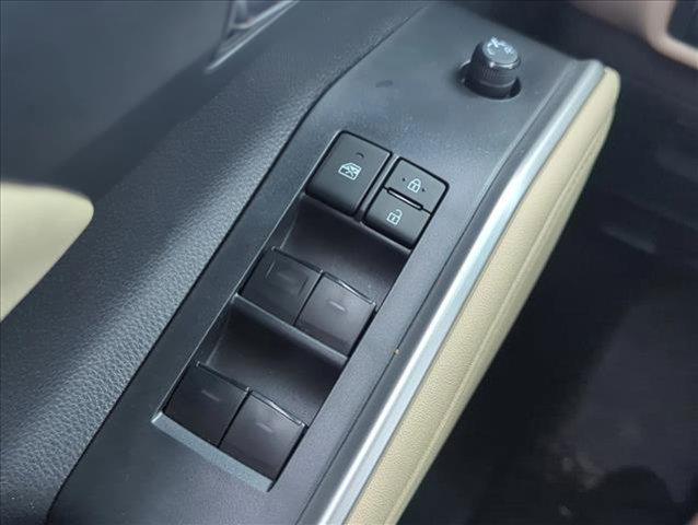 used 2024 Toyota Highlander car, priced at $38,998